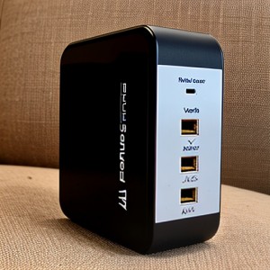 Wifi extender, graphic illustration.